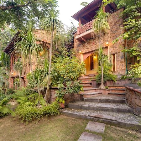 Hostie Chinar Haveli - Heritage Home With Pool, גורגאון מראה חיצוני תמונה