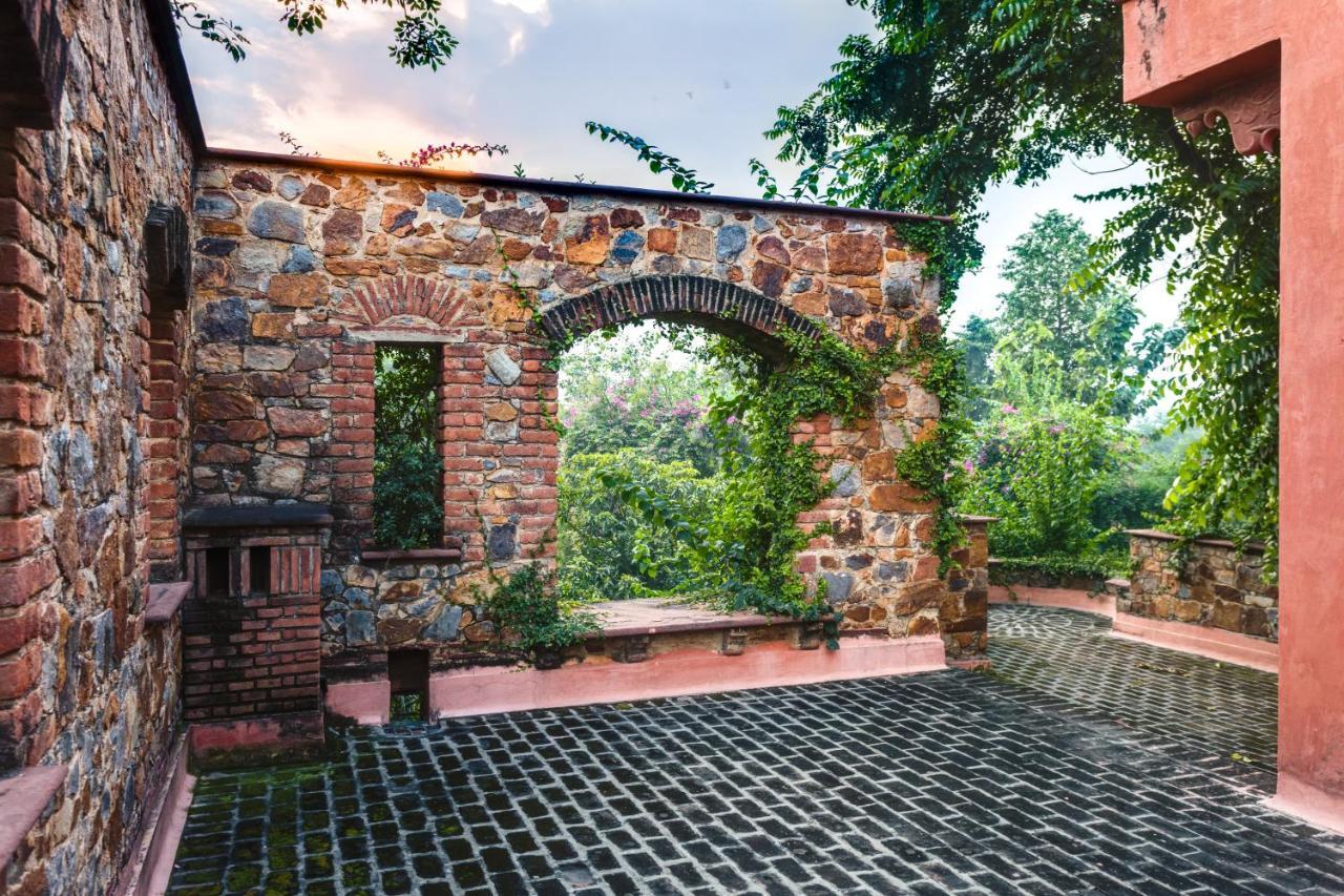Hostie Chinar Haveli - Heritage Home With Pool, גורגאון מראה חיצוני תמונה