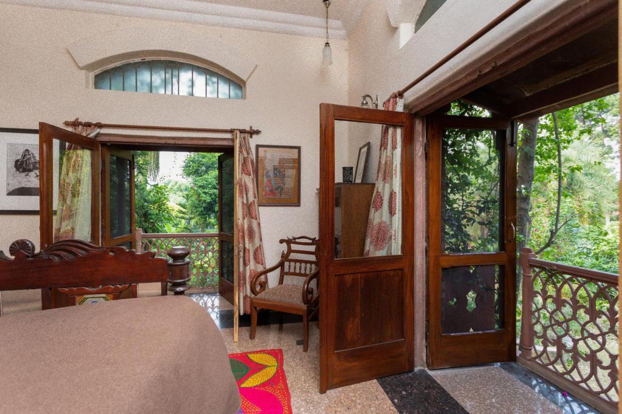 Hostie Chinar Haveli - Heritage Home With Pool, גורגאון מראה חיצוני תמונה